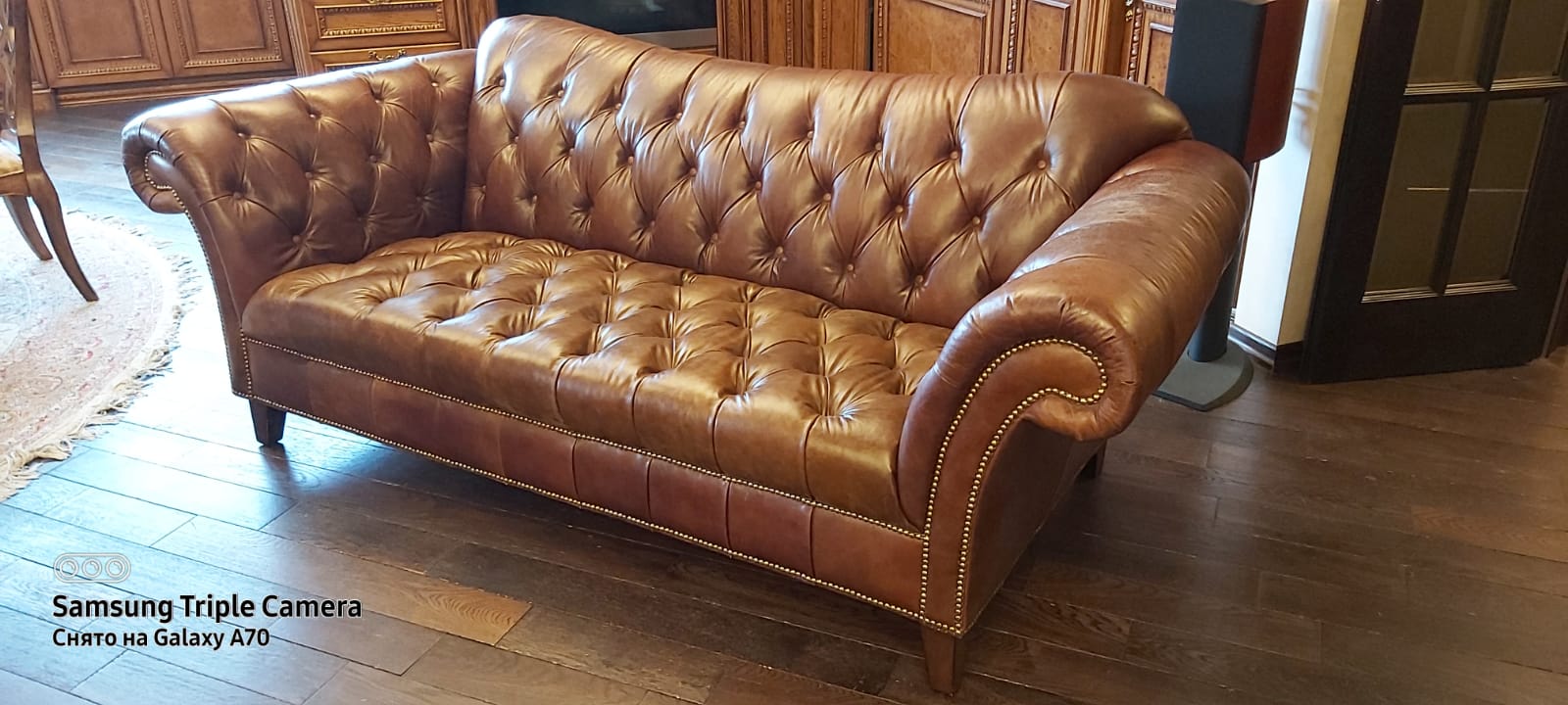 Перетяжка дивана. Строитель